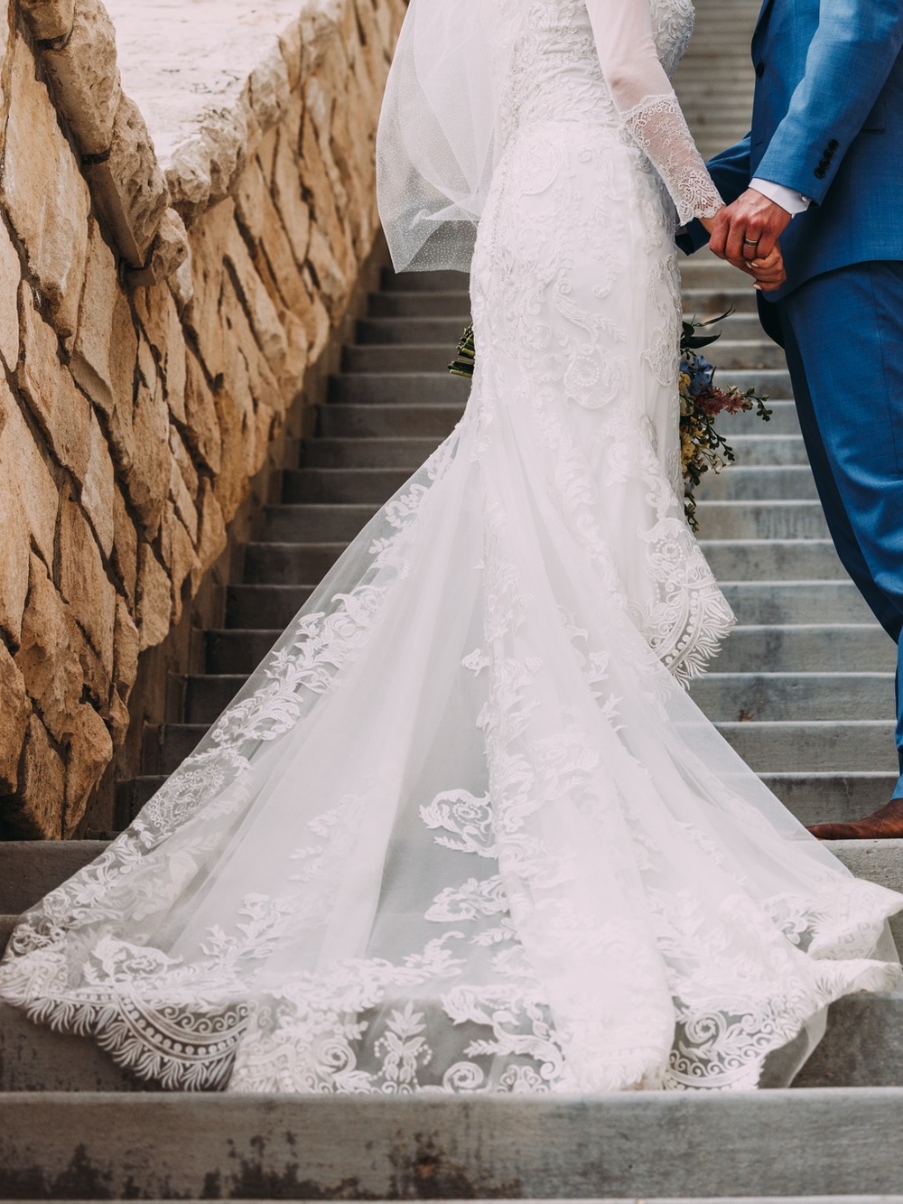 Casablanca wedding dress - Picture 3 of 6